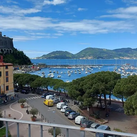 La Soffitta Sul Golfo Appartement